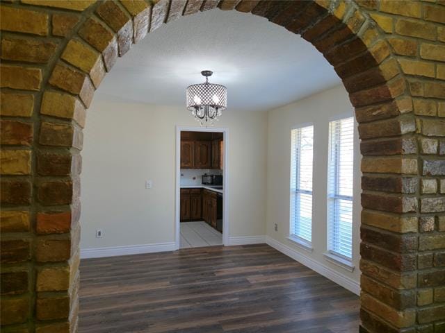 Photo - 2021 Aliso Rd