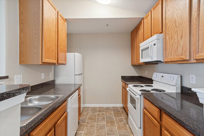 Photo - 22009 Fairlane Blvd Unit 22009