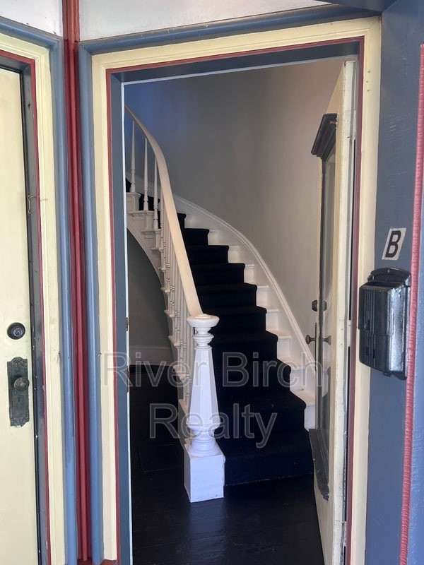 Photo - 909 N 6th St