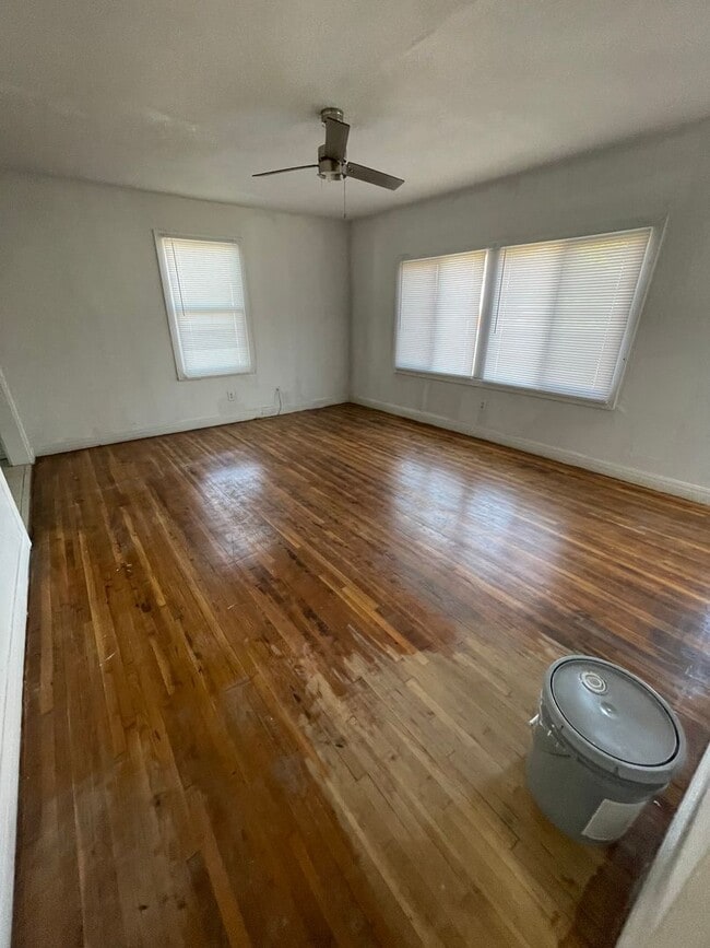 Photo - Spacious 2 Bed Home with a Basement! HUD OK!