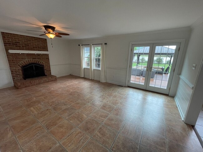 Photo - Gayton Green 4 Bedroom  2.5 Bath Home