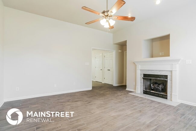 Photo - 160 Cedarhurst Ln