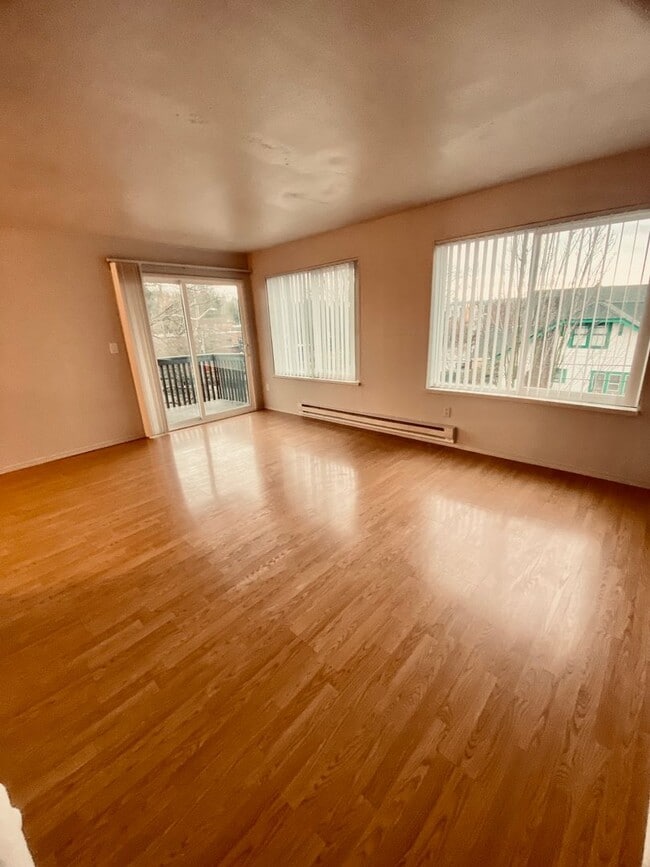 Photo - Kenny Apartments