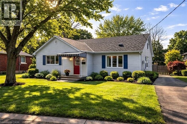 Photo - 168 FIFTH Avenue Unit# 1