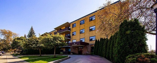 Building Photo - 11 Eccleston Drive