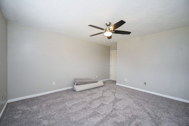 Photo - 1114 Blue Diamond Dr