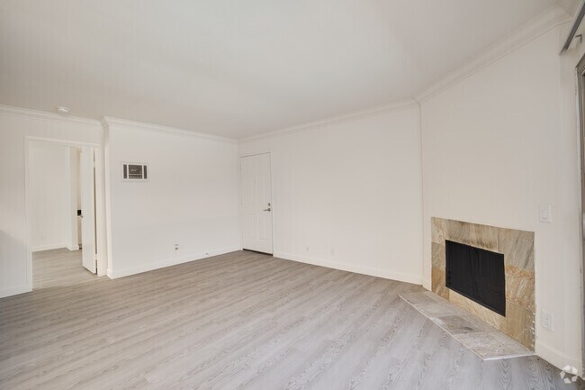 1BR, 1BA - 800SF - Living Room