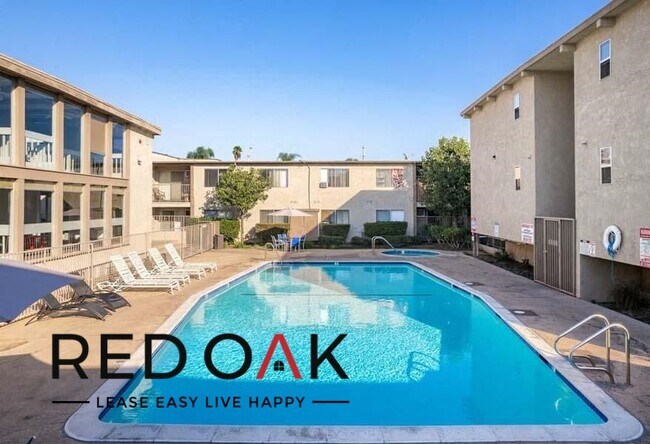 Photo - ~1 Month FREE~ Spacious Studio with Plush ... Unit 118