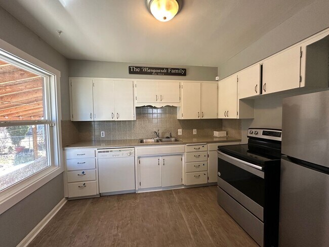 Photo - Dont Miss this 3 Bedroom 2 Bath Shadle Rancher