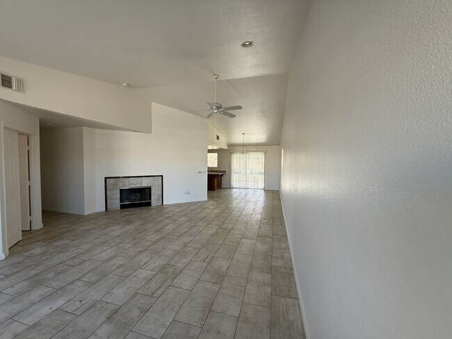 57073 Juarez Dr