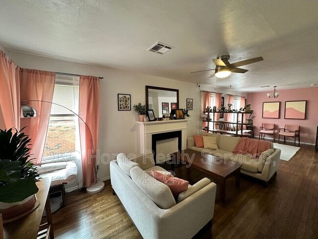 Photo - 2537 NW 35th St