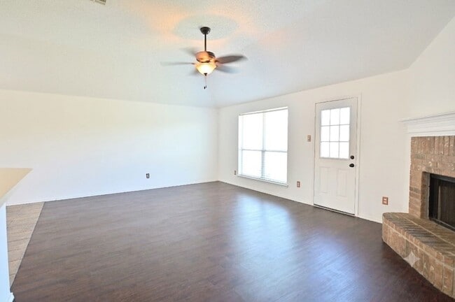 Photo - 1631 Mt Zion Dr