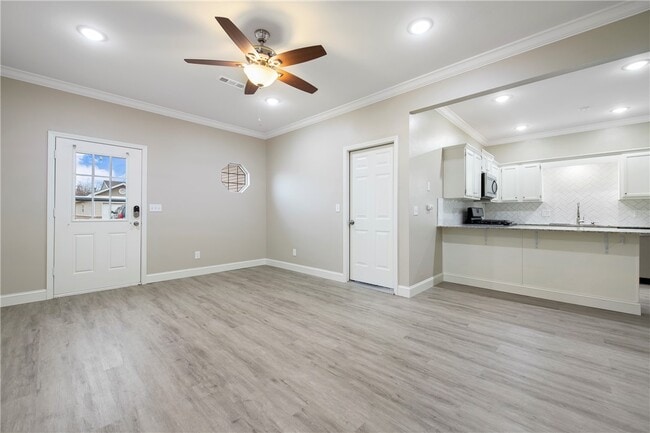 Photo - 605 N 7th St