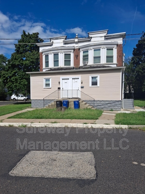 Building Photo - 401-403 Champion Ave Unit A