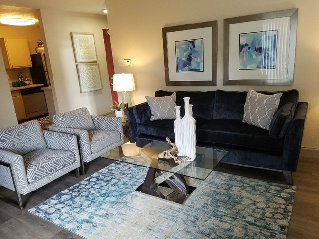Commons at Westchase