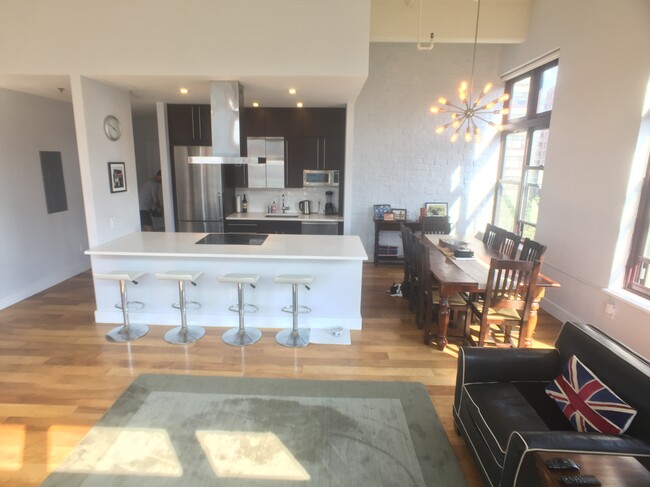 Building Photo - 1500 Washington Street Unit #4D Rental