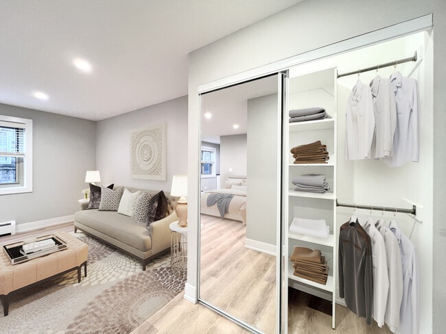 Photo - 530 W Aldine Ave