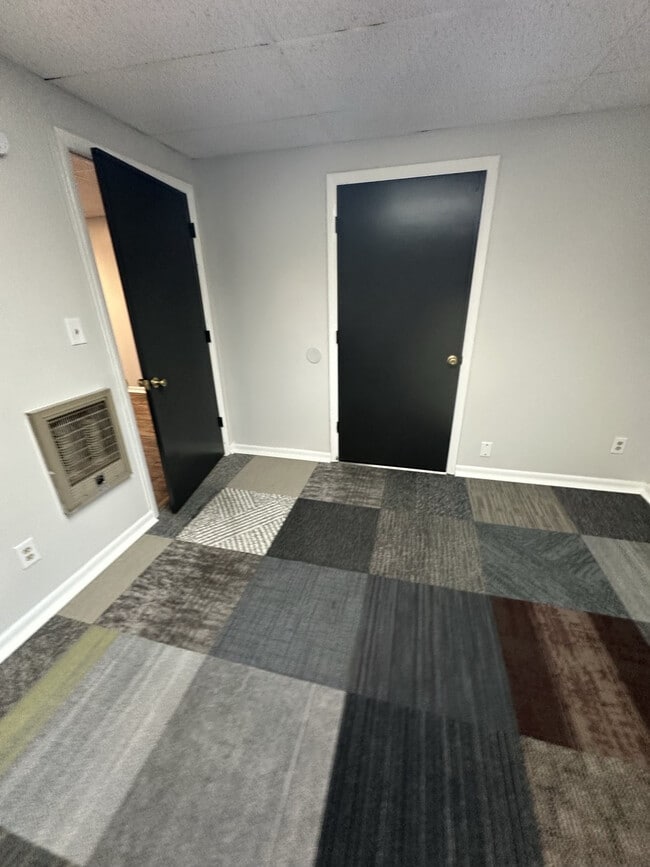 Photo - Creekside Apartments