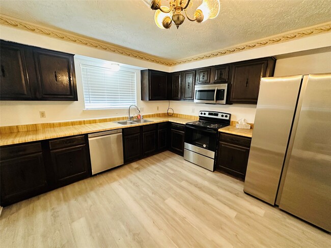 Photo - 17618 Heritage Bay Dr