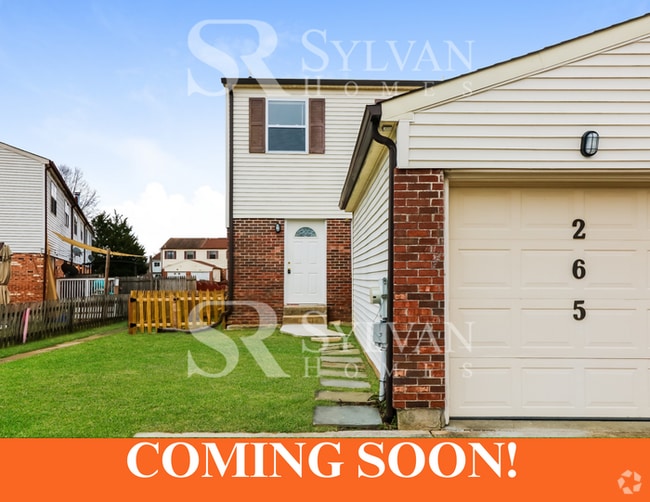 Building Photo - You will love this cozy home!!