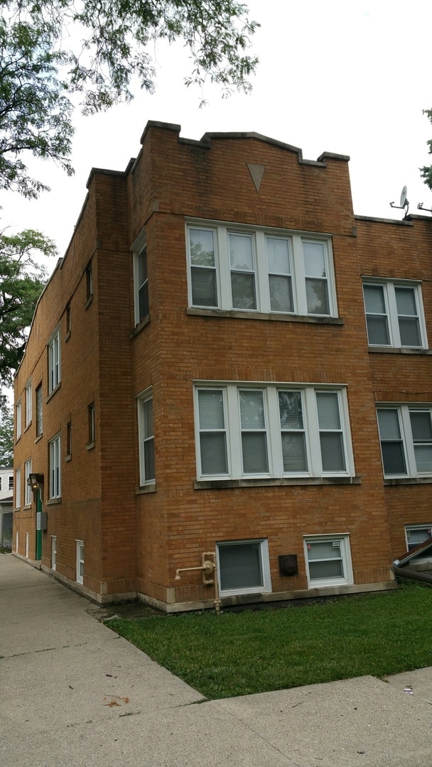 Building Photo - 4136 W Palmer St Unit 2W Rental