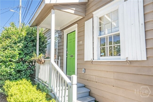 Photo - 108 W Duffy Ln