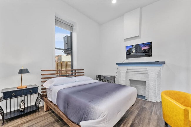 Photo - 18 W Elder St Unit ID1056094P