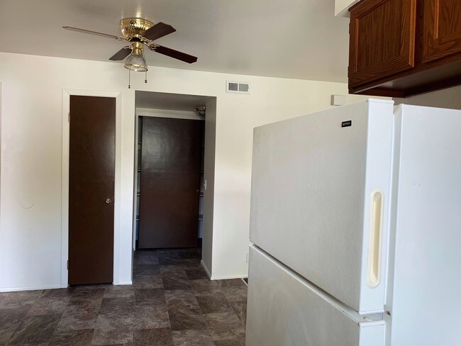 Willow Brook Cove Apartments