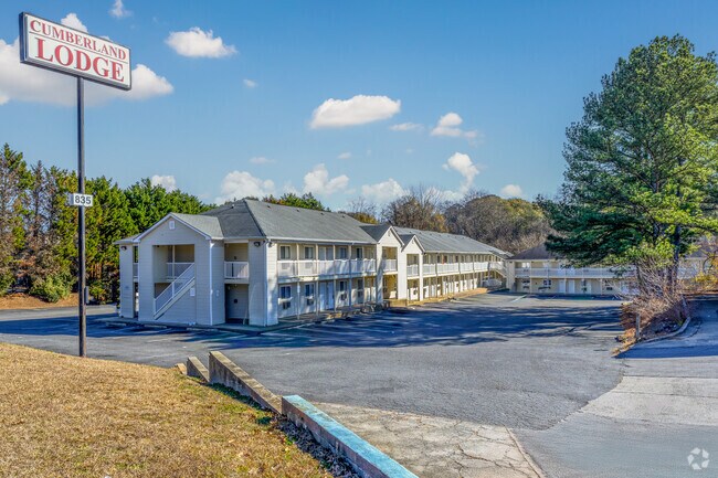 Cumberland Lodge - Cumberland Lodge