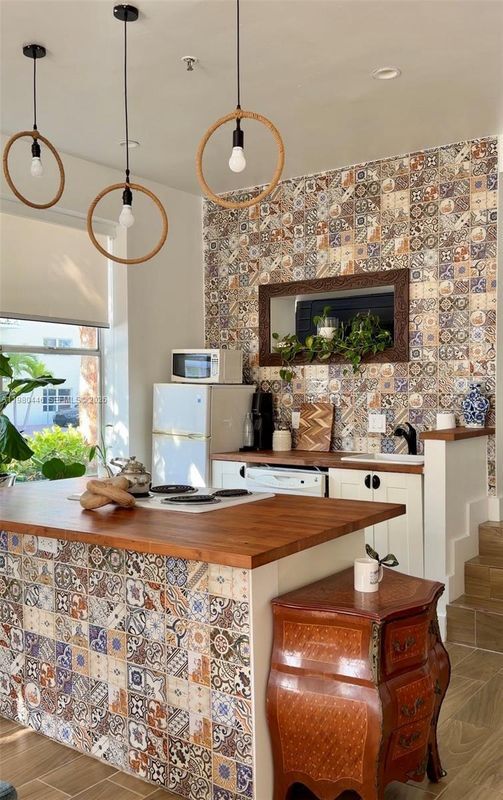 Building Photo - 1502 Jefferson Ave