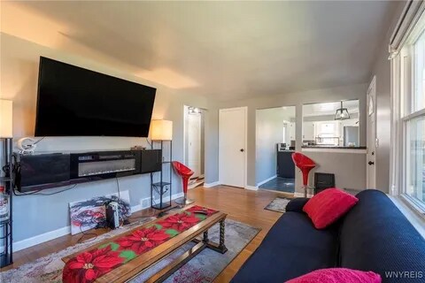 Photo - 5645 West Ln