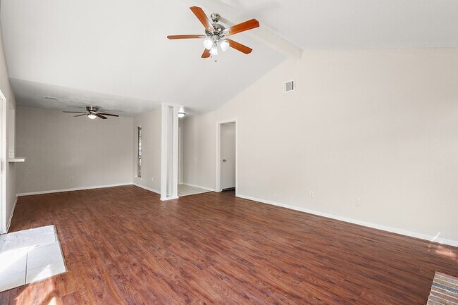 Photo - 22307 Red River Dr