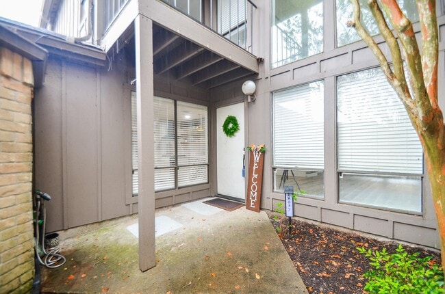 Photo - 18037 Bal Harbour Dr