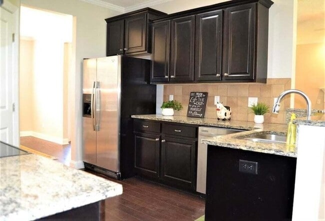 Photo - 2612 Waites Dr