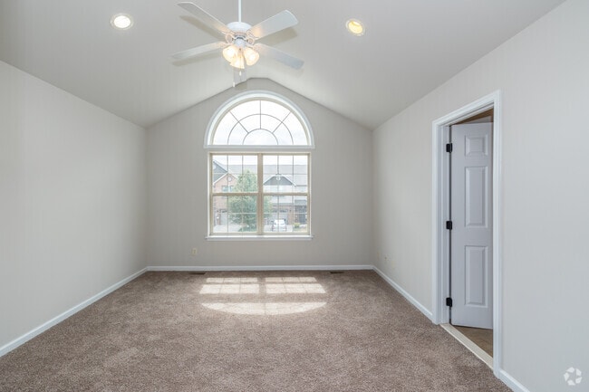 3BR, 2.5BA - 1,900SF - Primary Bedroom