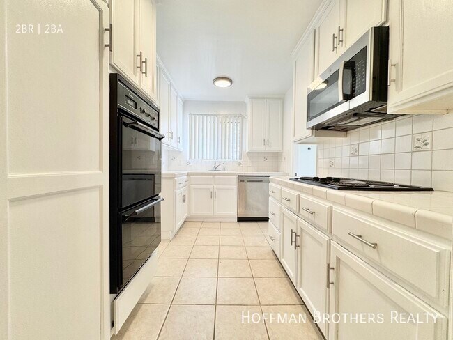 Photo - 1420 Rexford Dr Unit 11