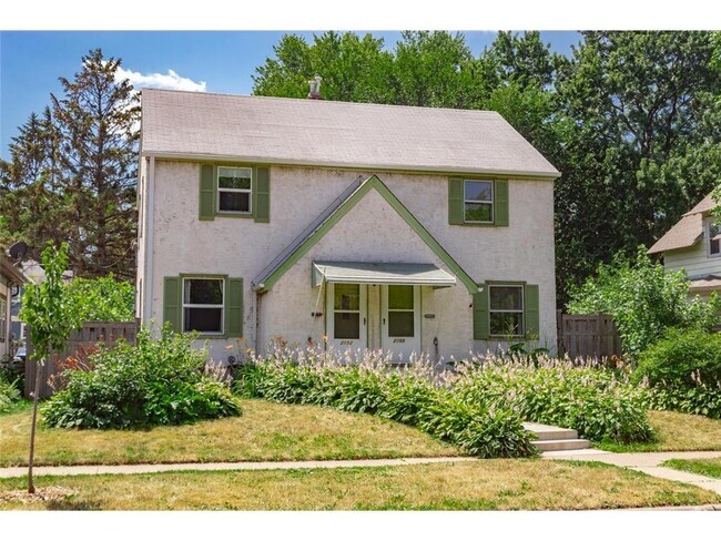 Building Photo - 2152 St Anthony Ave Rental