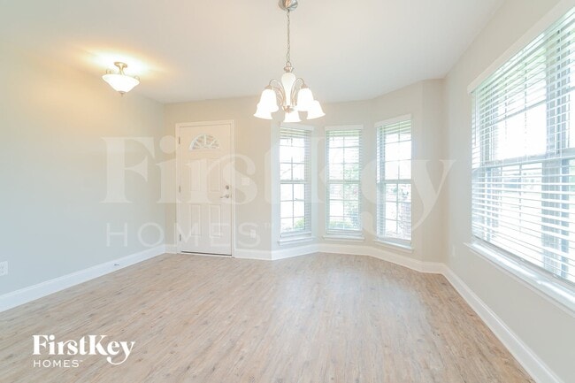 Photo - 142 Grasonville Rd