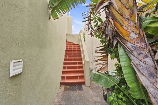Photo - 167 Skyview Way