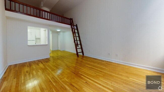 Building Photo - 1 Astor Pl Unit 2E Rental