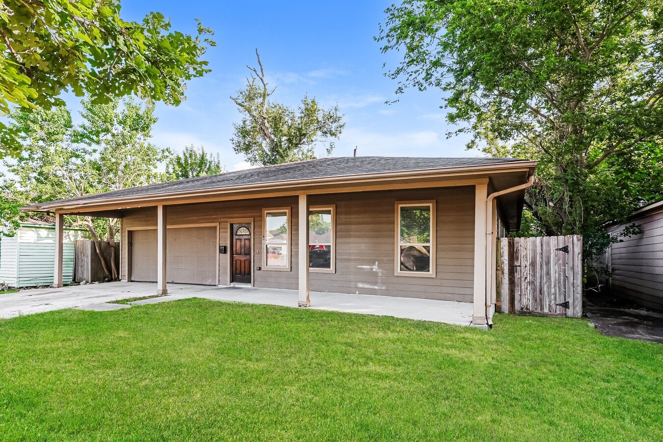 Photo - 4911 Hull St