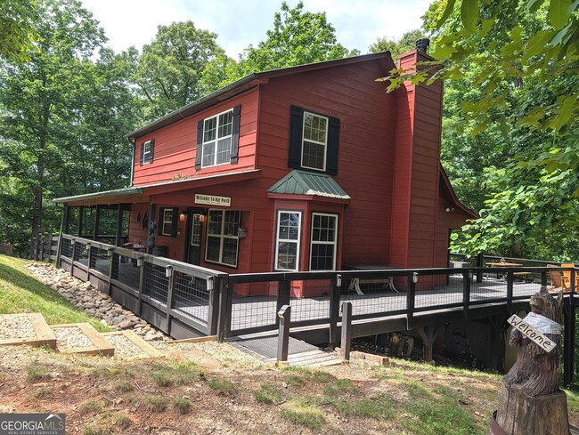 Building Photo - 565 Ross Ridge Rd