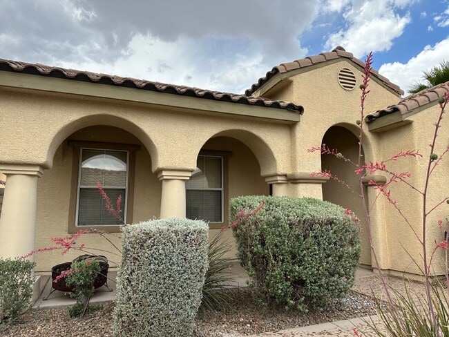 Photo - Single story town home with 3 bedrooms and 2 bath in Summerlin