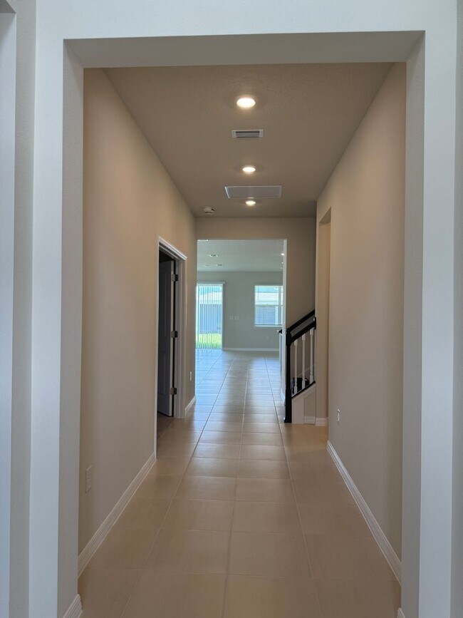 Photo - Brand-New Home for Lease in Bridgewalk!