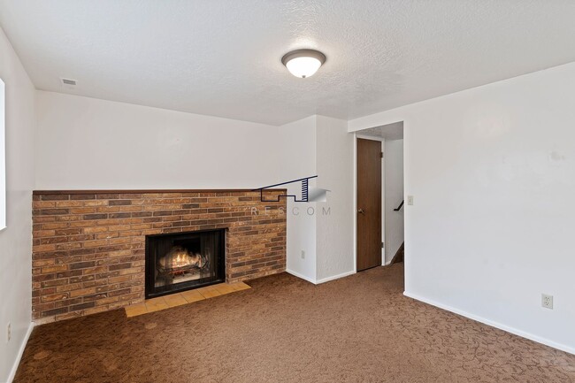 Photo - Roy Utah Twin Home for Lease!