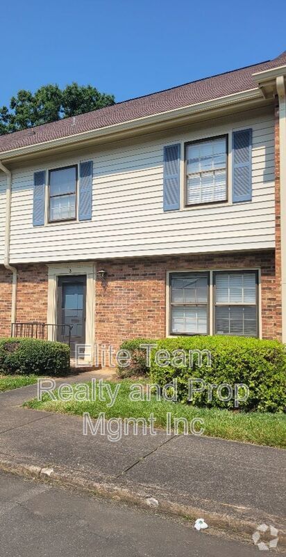 Building Photo - 1228 B Archdale Dr Rental