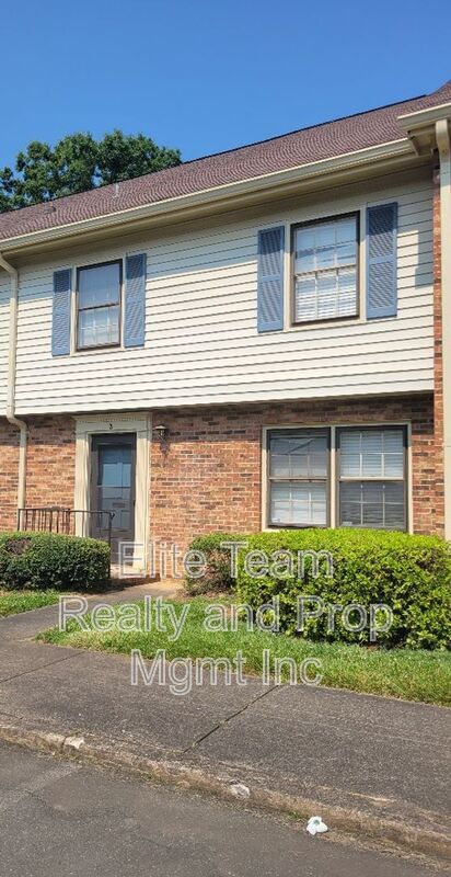 Photo - 1228 B Archdale Dr Condominio