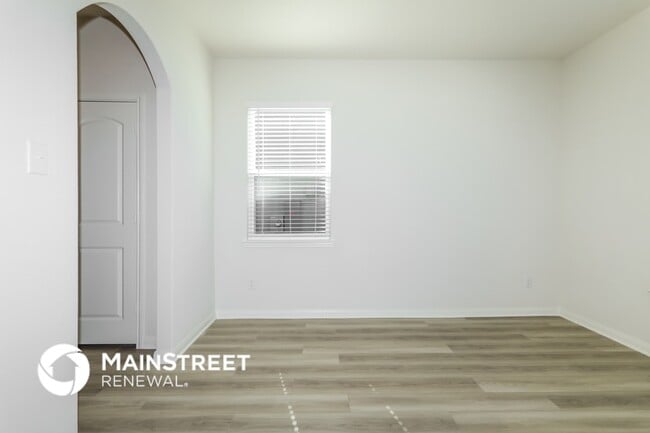 Photo - 26877 Steinbeck Dr