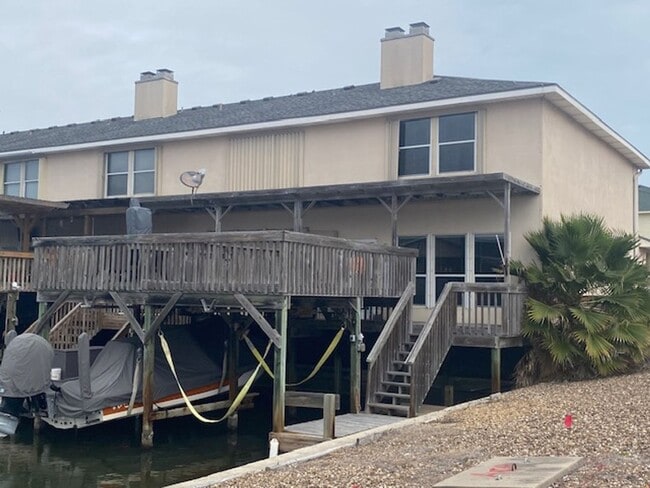 Photo - WATERFRONT TOWNHOME ON THE ISLAND!