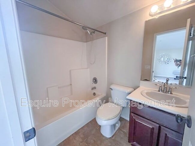 530 Owens River Dr Unidad (STUDIO)